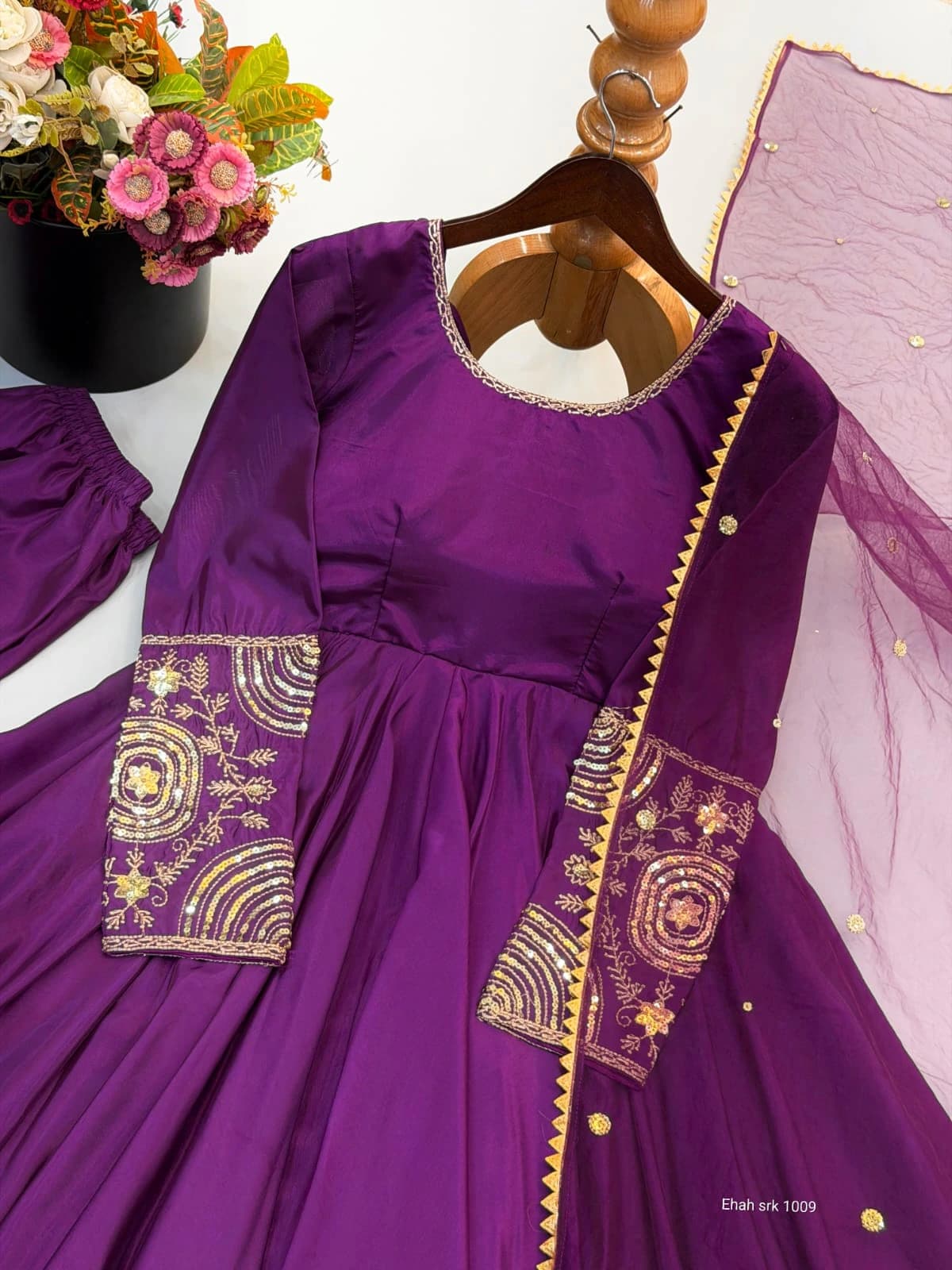 Upada Silk Gown with Dupatta 2