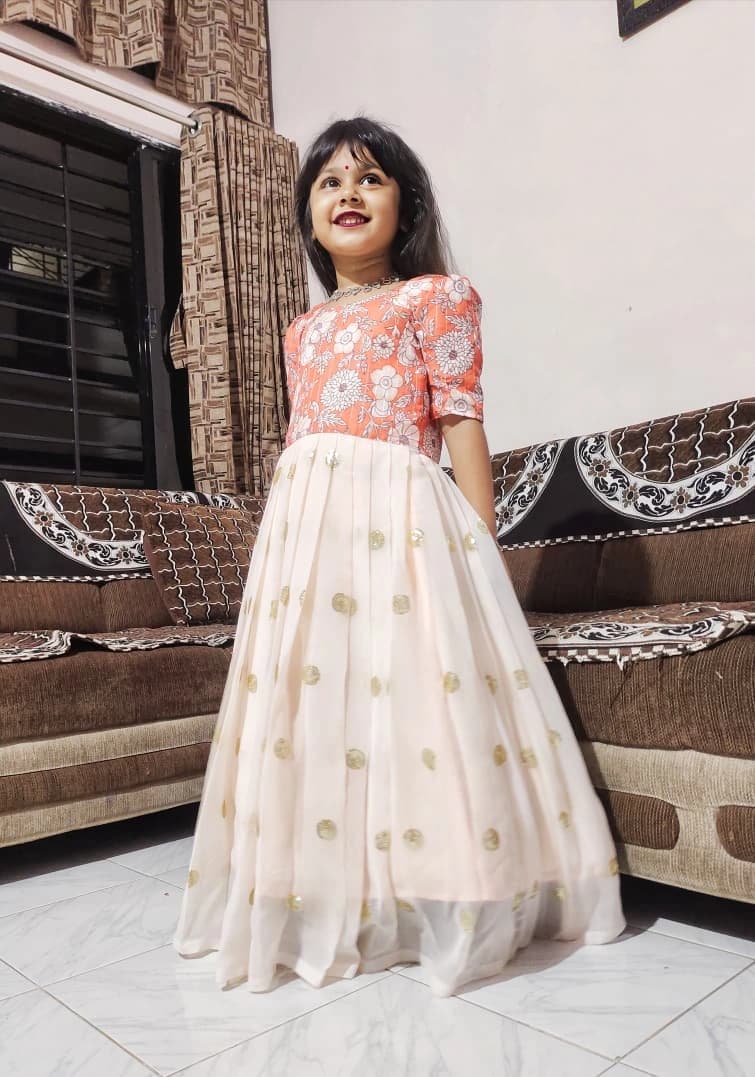 🌸🌸Pure Georgette Girls Silk Embroidery Gown🌈🌈 2