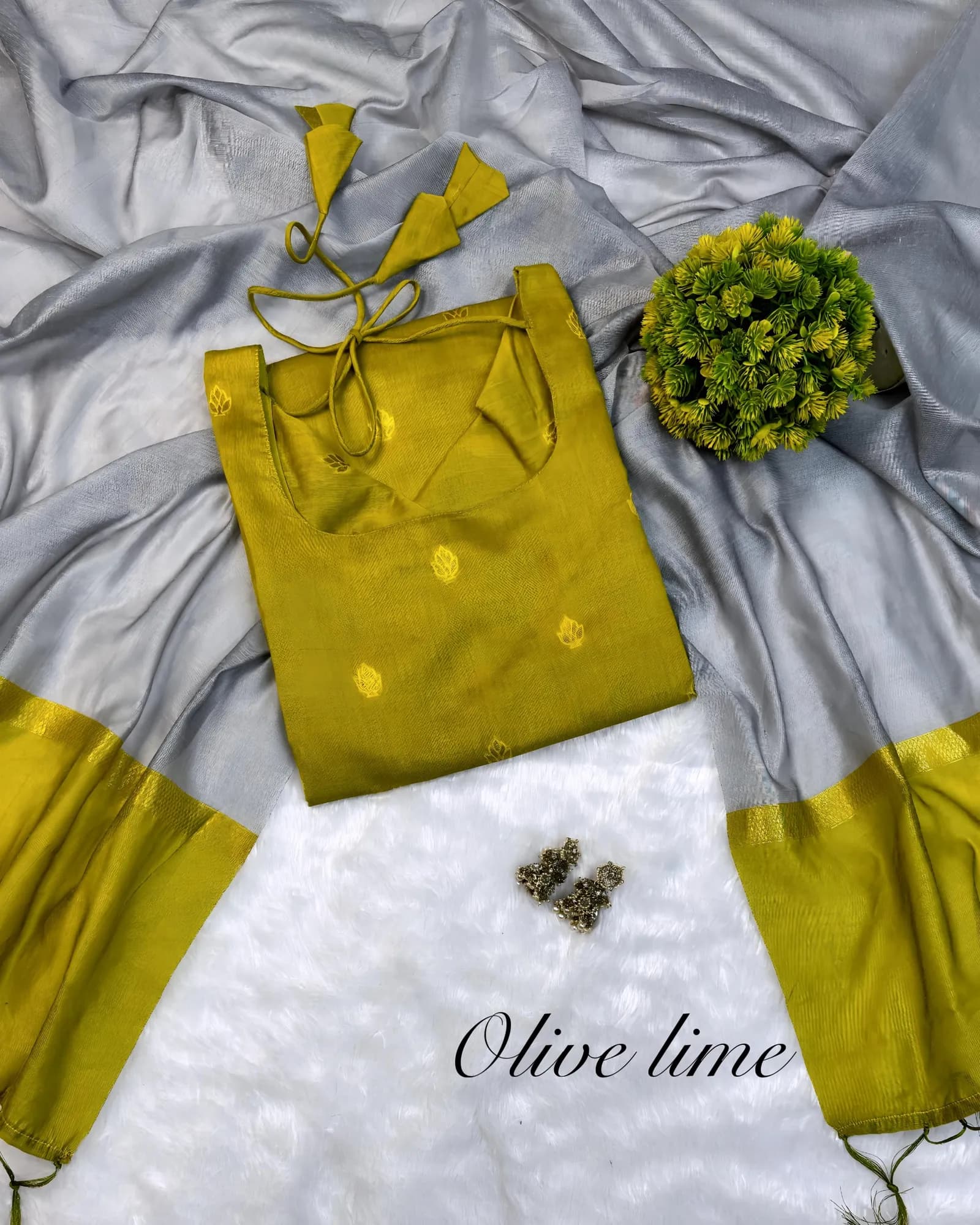 🌸🌸Premium Silk Cotton Kurti Set With Attractive Zari Buttas & Contrast Dupatta🌸🌸