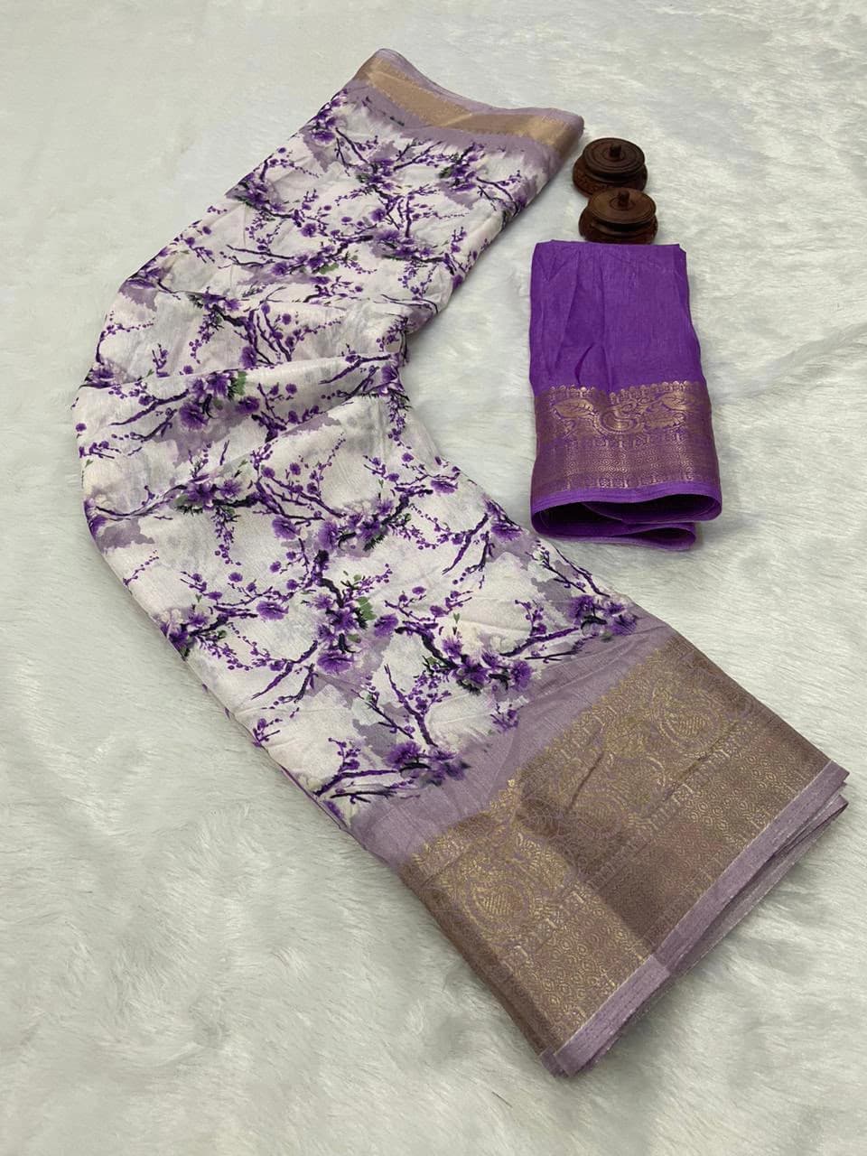 Dola Silk Saree with Blouse 2
