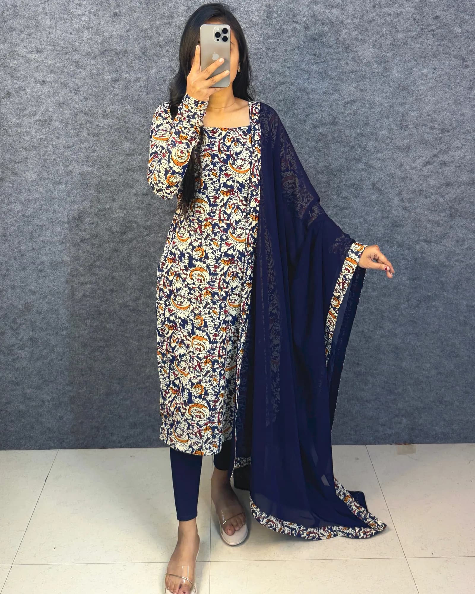 💗💗Viral Kalamkari Sideopen Kurti With Dupatta Set💗💗 2