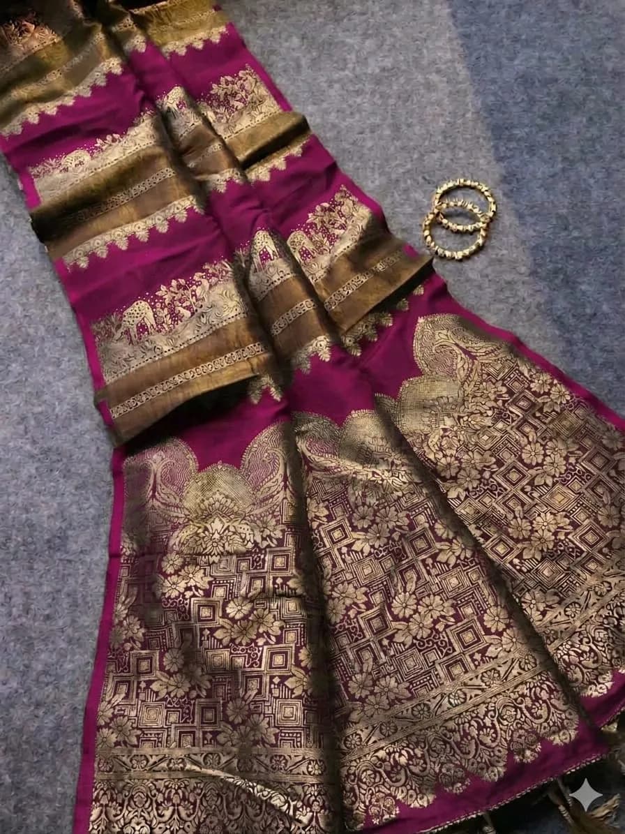 👑👸Insta Viral Khadi Crepe Silk Paithani Saree With Blouse Piece👸👑