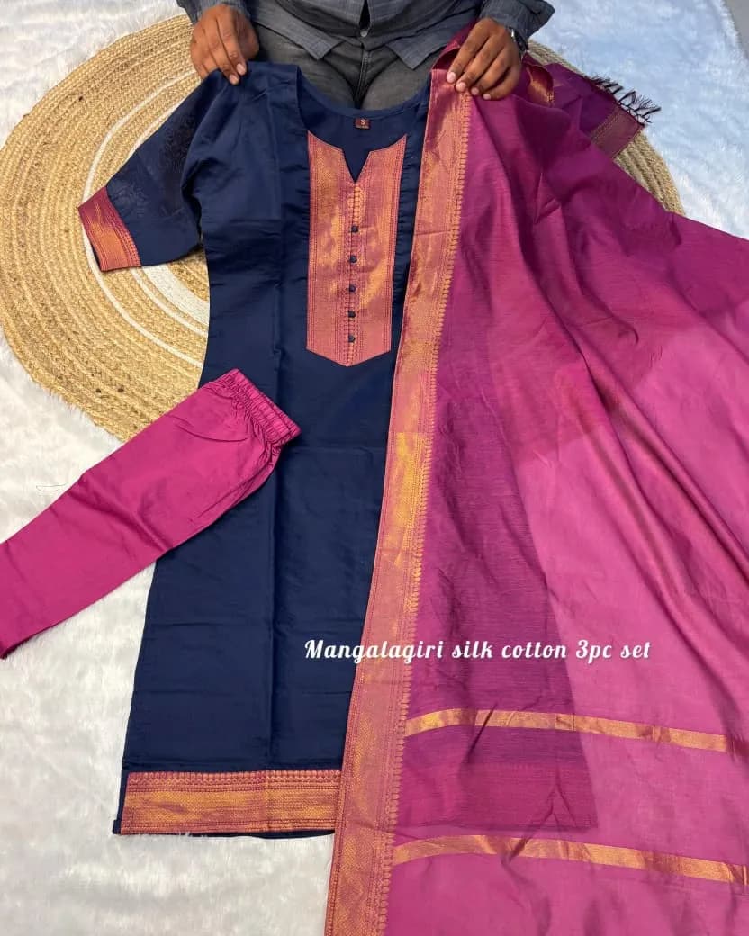👑👑Stunning Mangalagiri silk cotton Kurti set❤️❤️