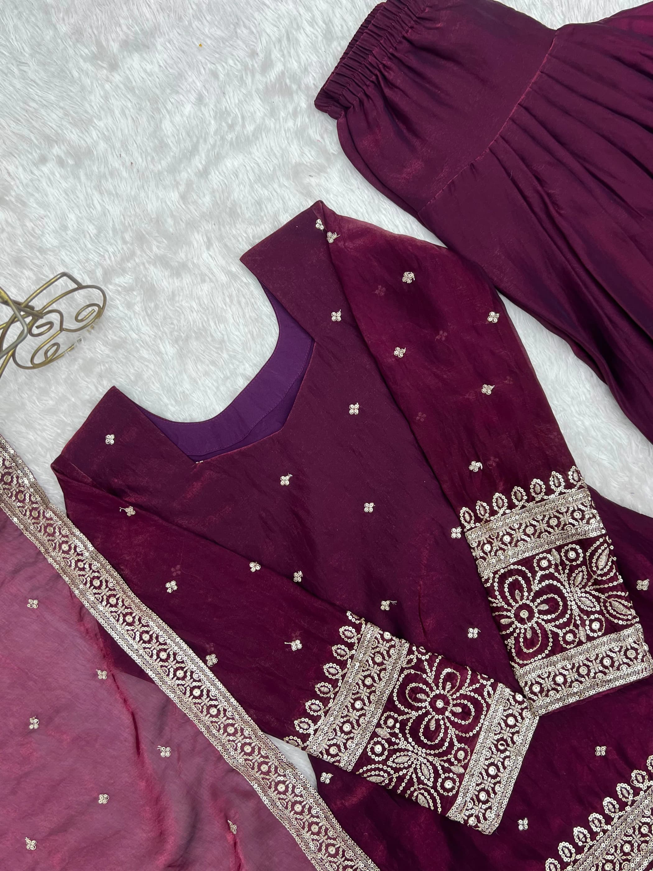 Fendy Silk Embroidered Kurta Set 11