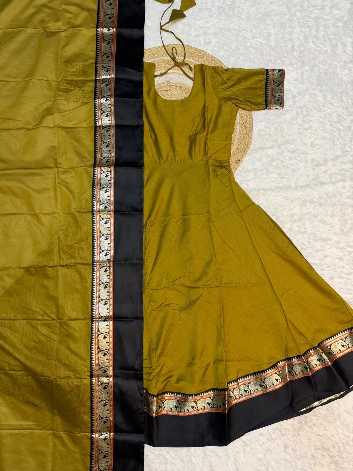 Kanchi Cotton Gown Set 2