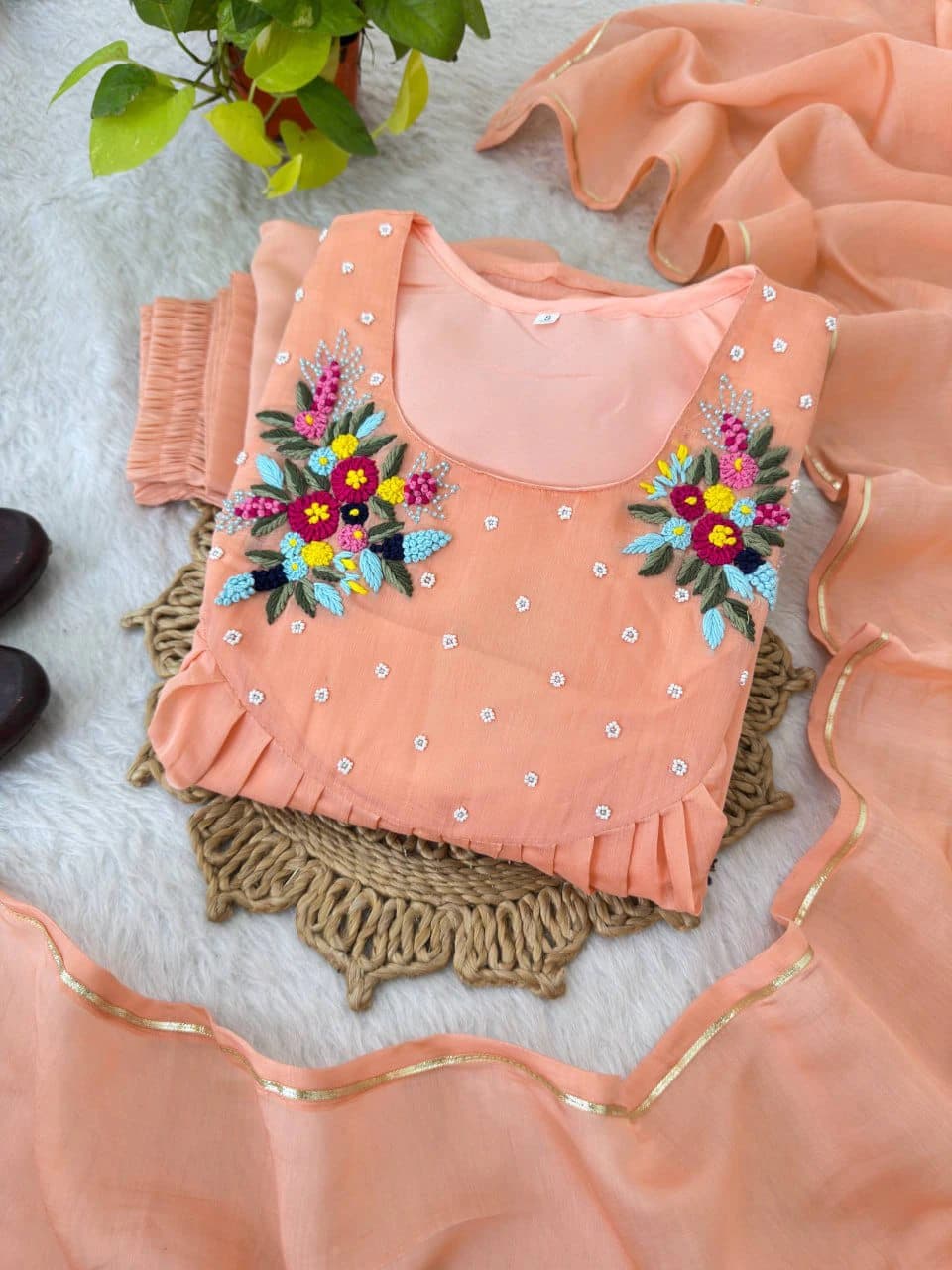 👗💥💥Presenting By New Party Wear L@@K Pure Viscos Mul Chanderi Cotton A Line pattern P@nt With Dup 2