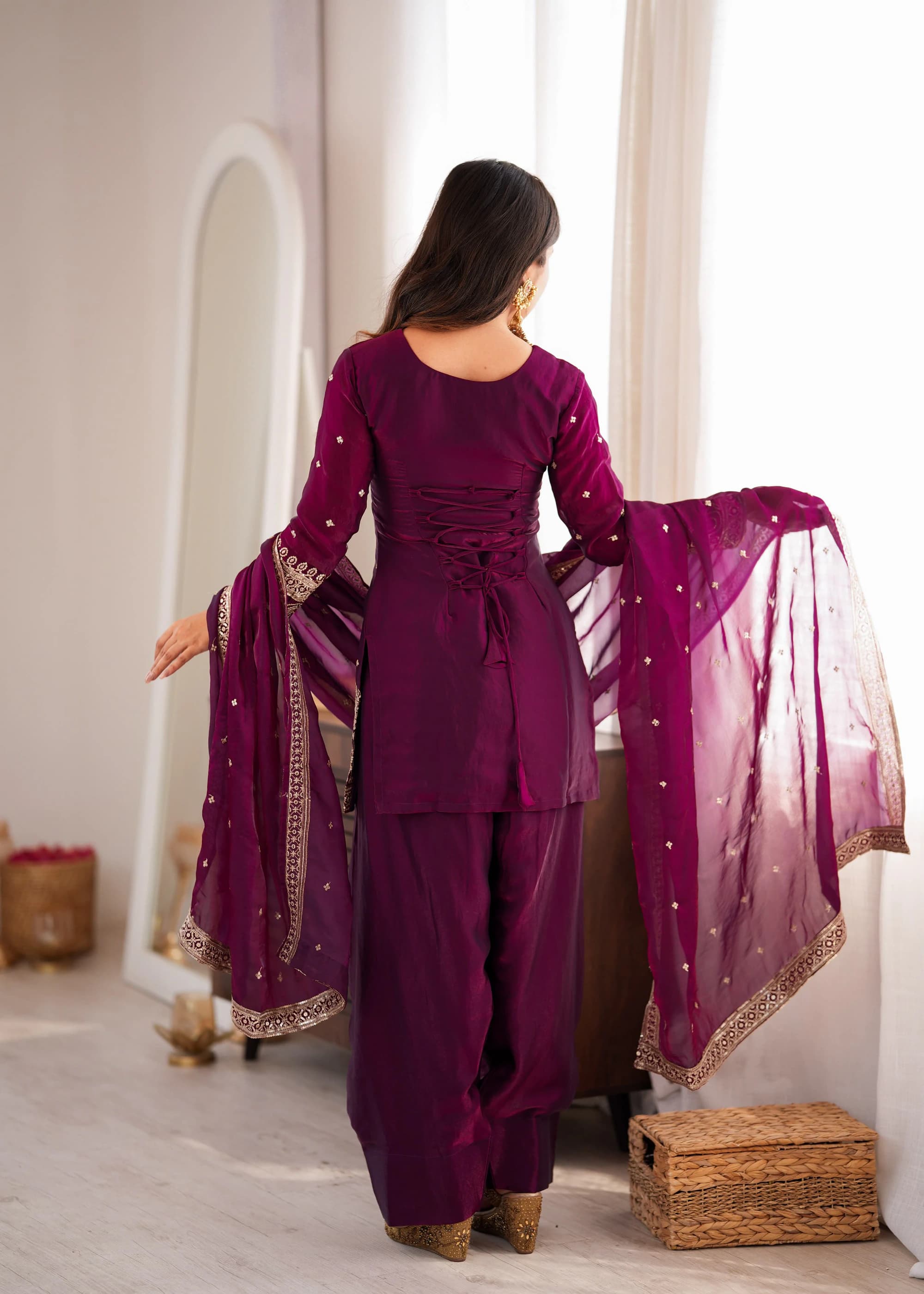 Fendy Silk Embroidered Kurta Set 6