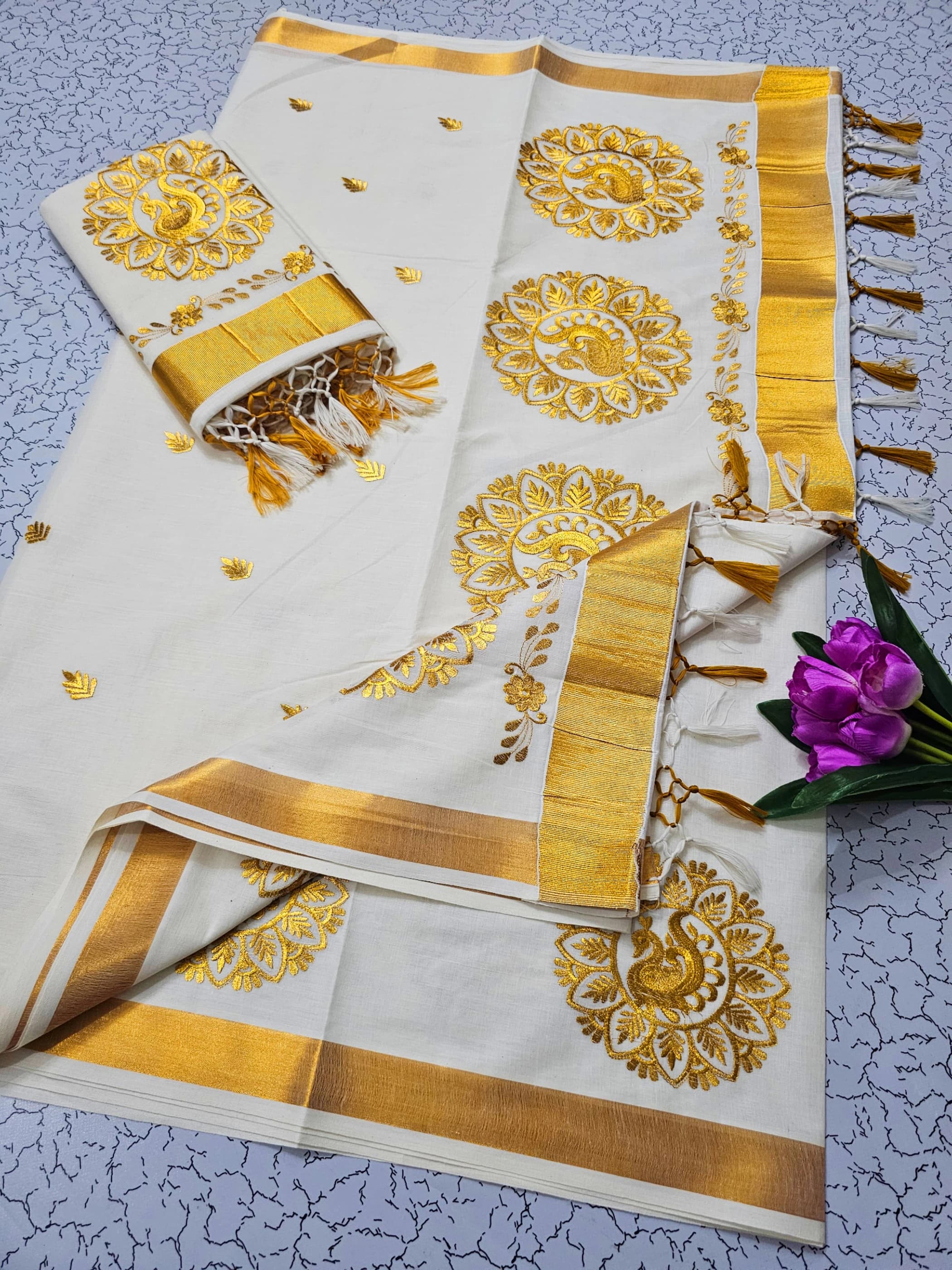 Cotton Embroidered Saree with Blouse 2