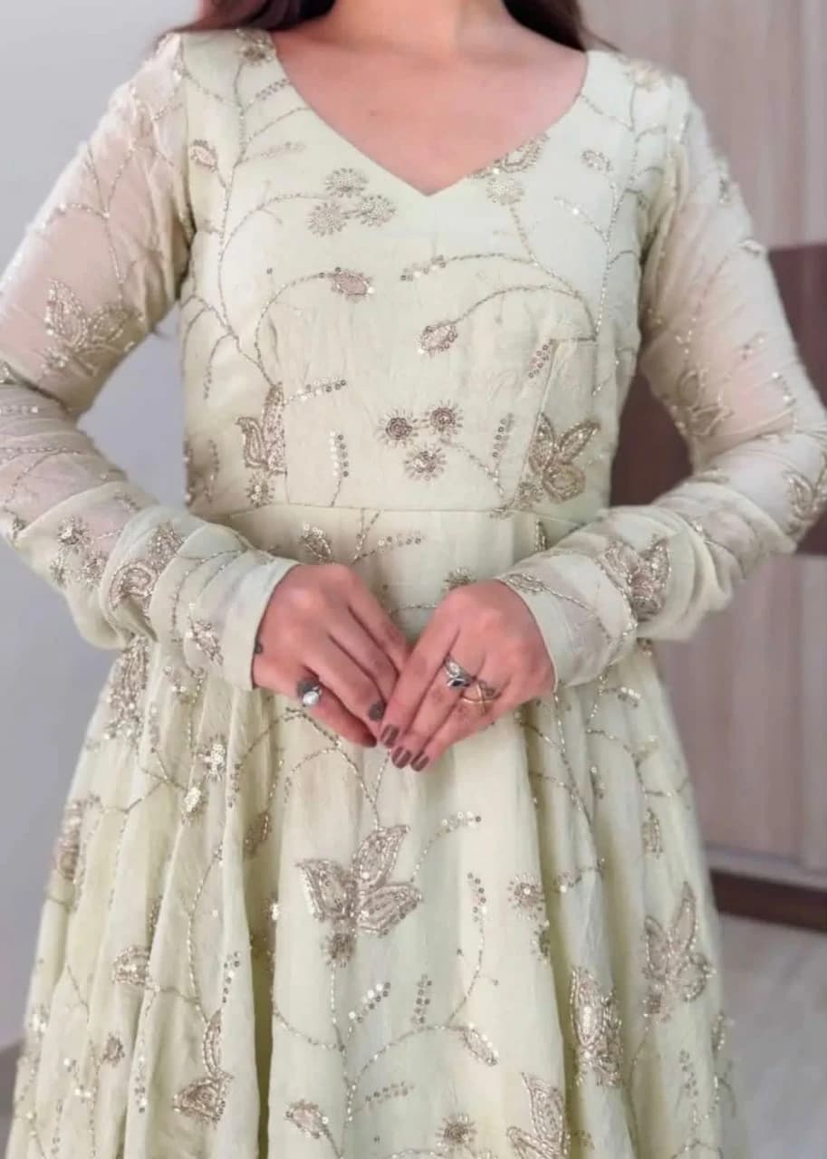 Fendy Silk Gown with Dupatta 7