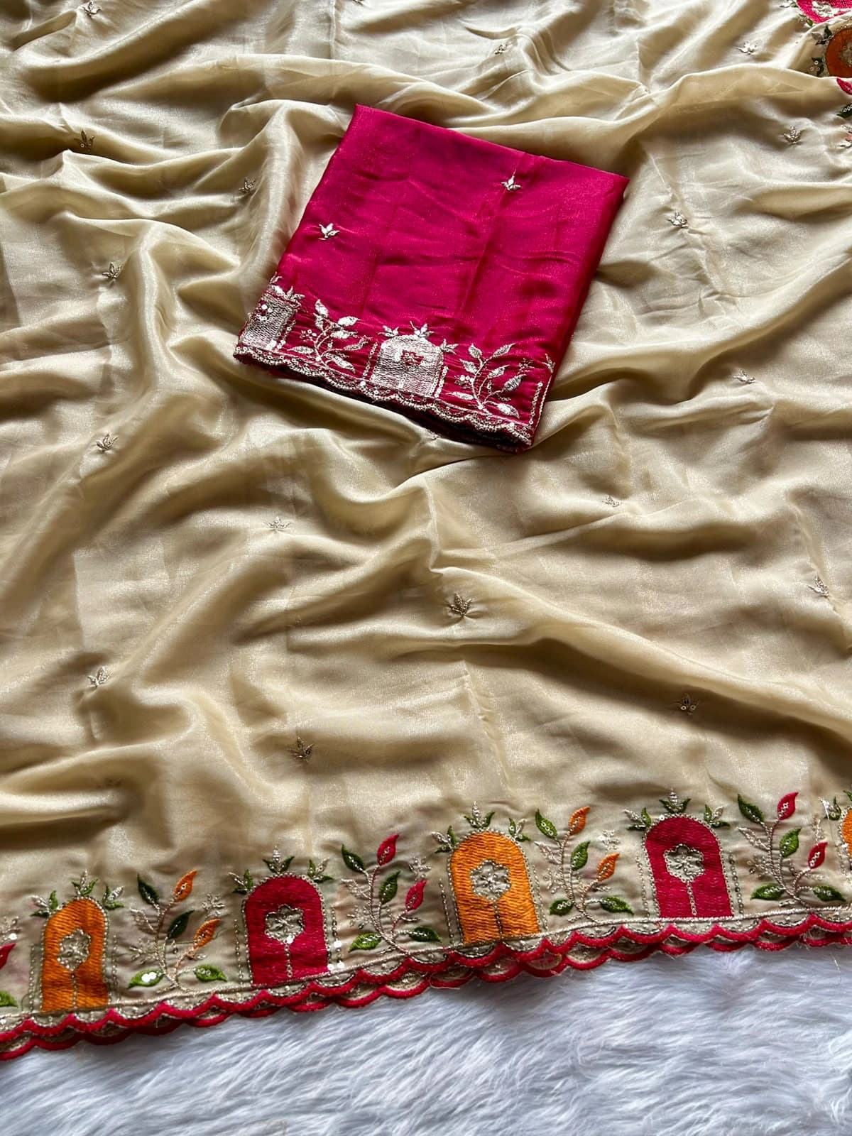 Georgette Embroidered Saree with blouse 4